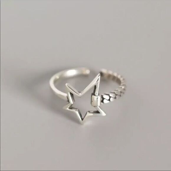 #45 Re-Stocked‼️NEW Minimalist 925 Sterling Silver Star Ring - Picture 5 of 7